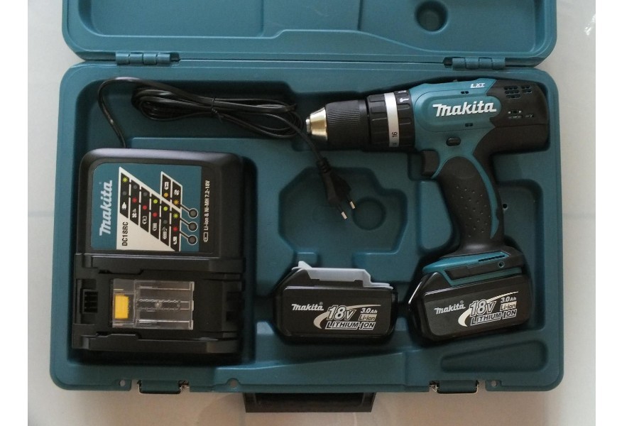 Wiertarko-wkrętarka akumulatorowa udarowa